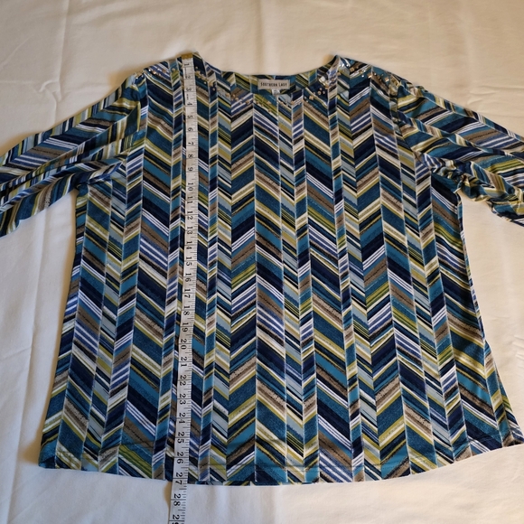 Fall Top.  Southern Lady Graphic Blue Green Relaxed Blouse - Picture 8 of 8
